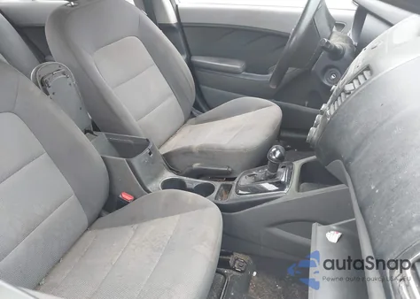 2018 Kia Forte Lx из США, поврежденный, VIN 3KPFK4A71JE235202